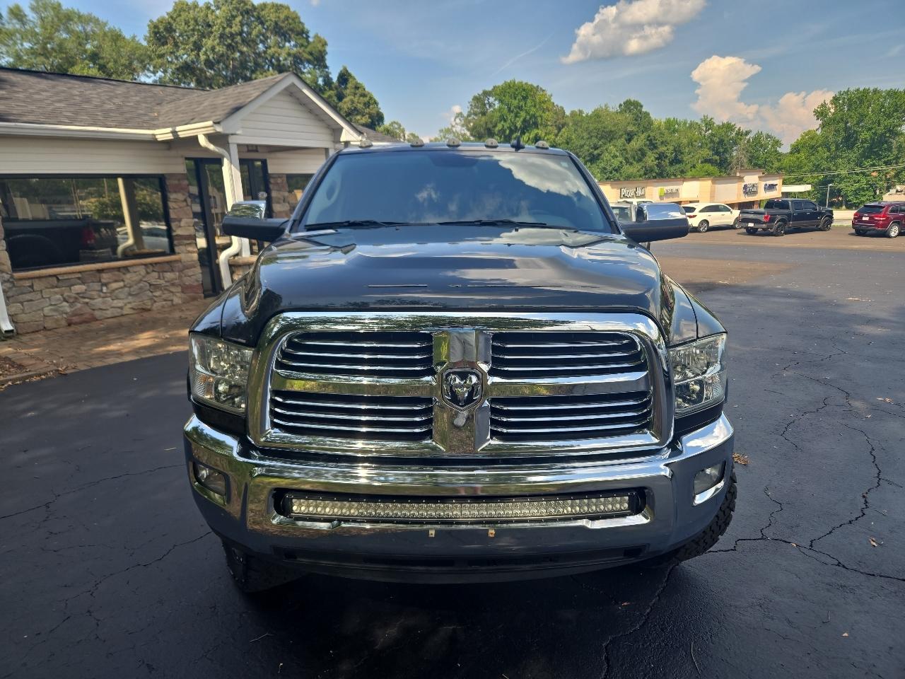 RAM 2500 SLT Crew Cab SWB 4WD 2017