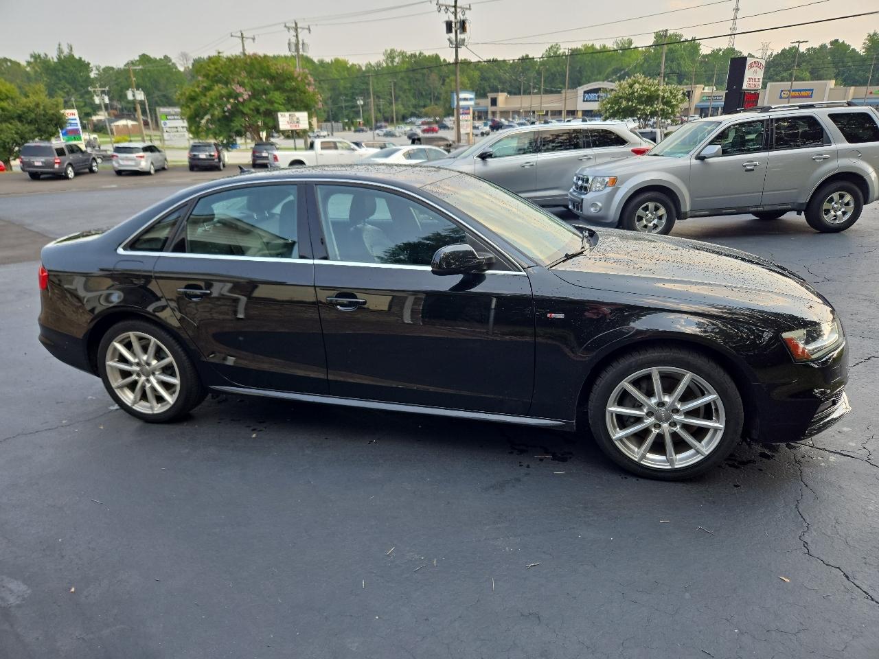 Audi A4 2.0T Sedan quattro Tiptronic 2015