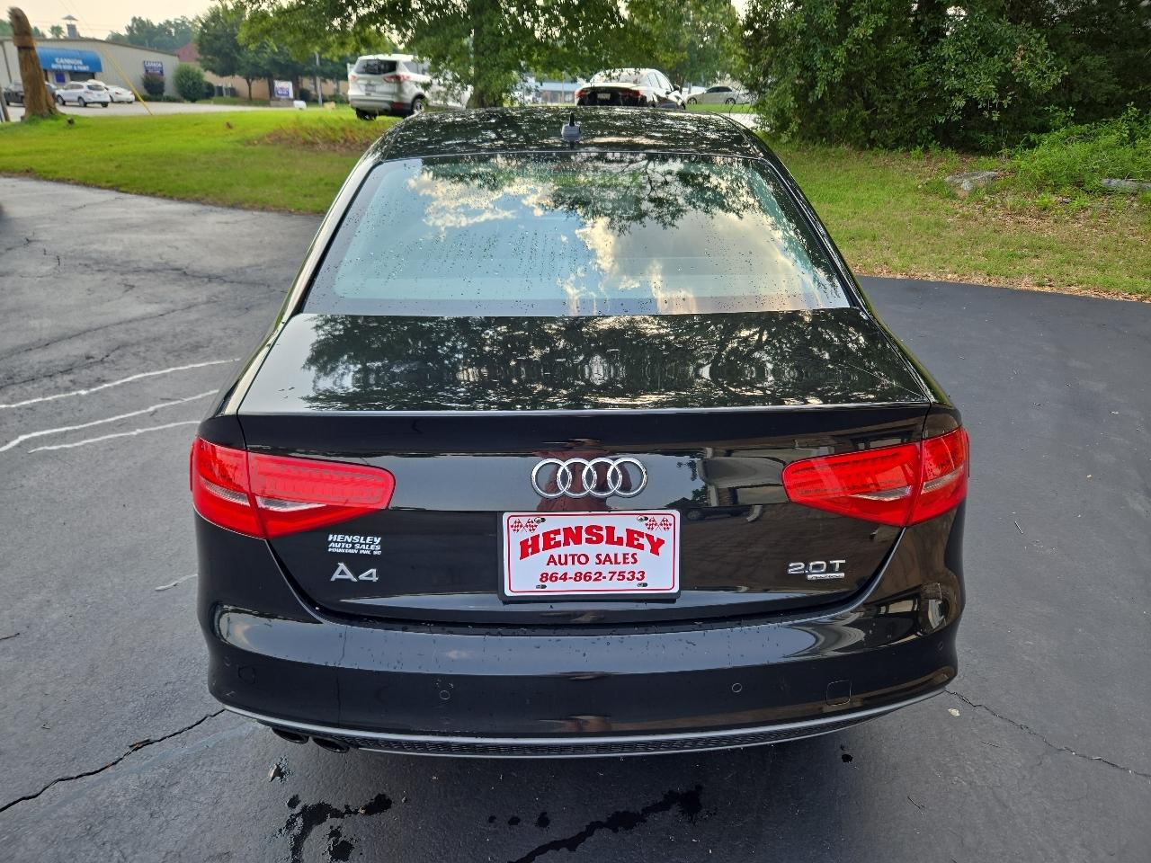 Audi A4 2.0T Sedan quattro Tiptronic 2015