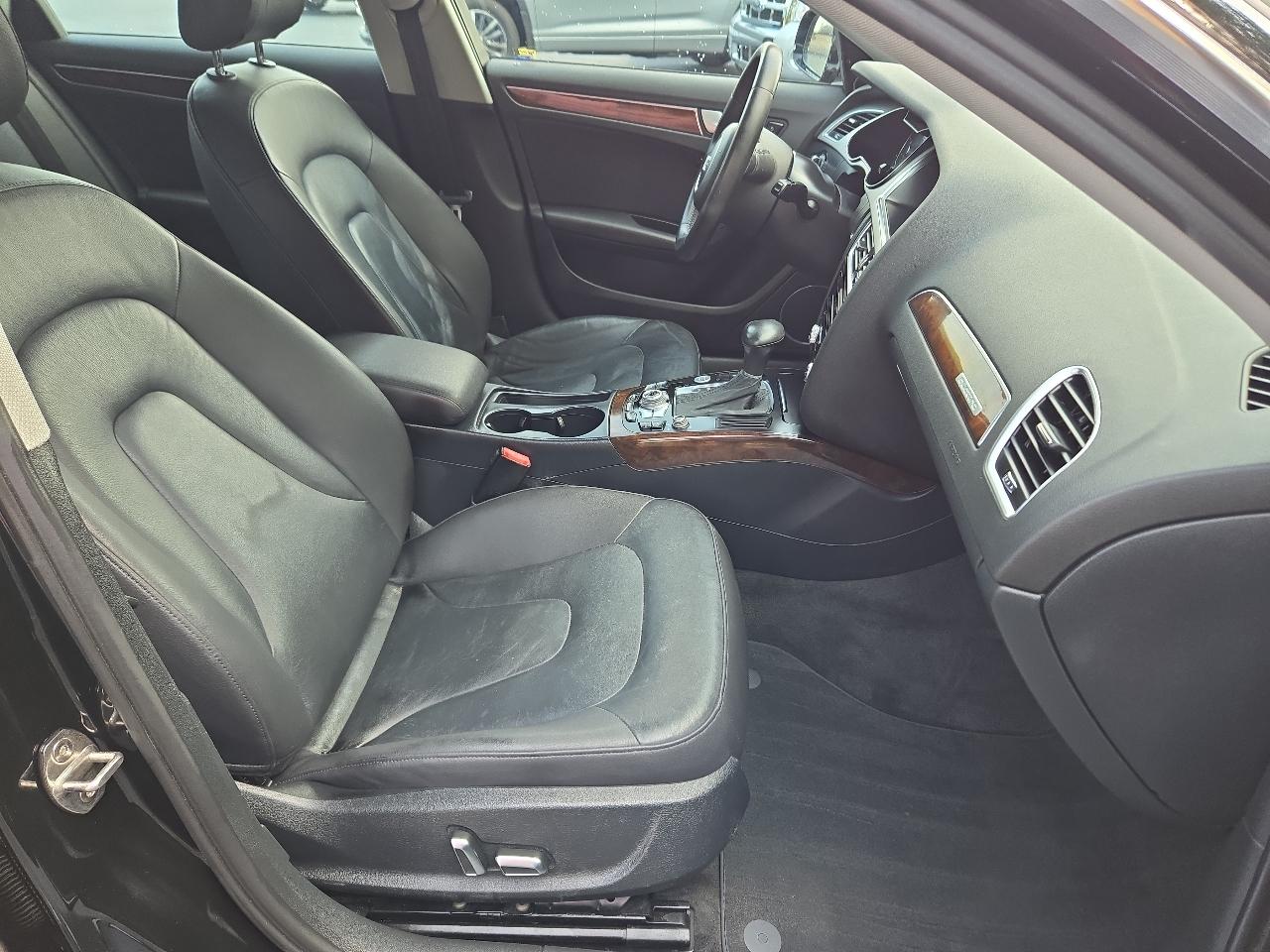 Audi A4 2.0T Sedan quattro Tiptronic 2015