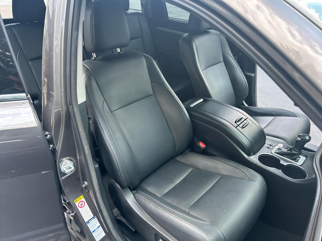 Toyota Highlander XLE AWD V6 2017