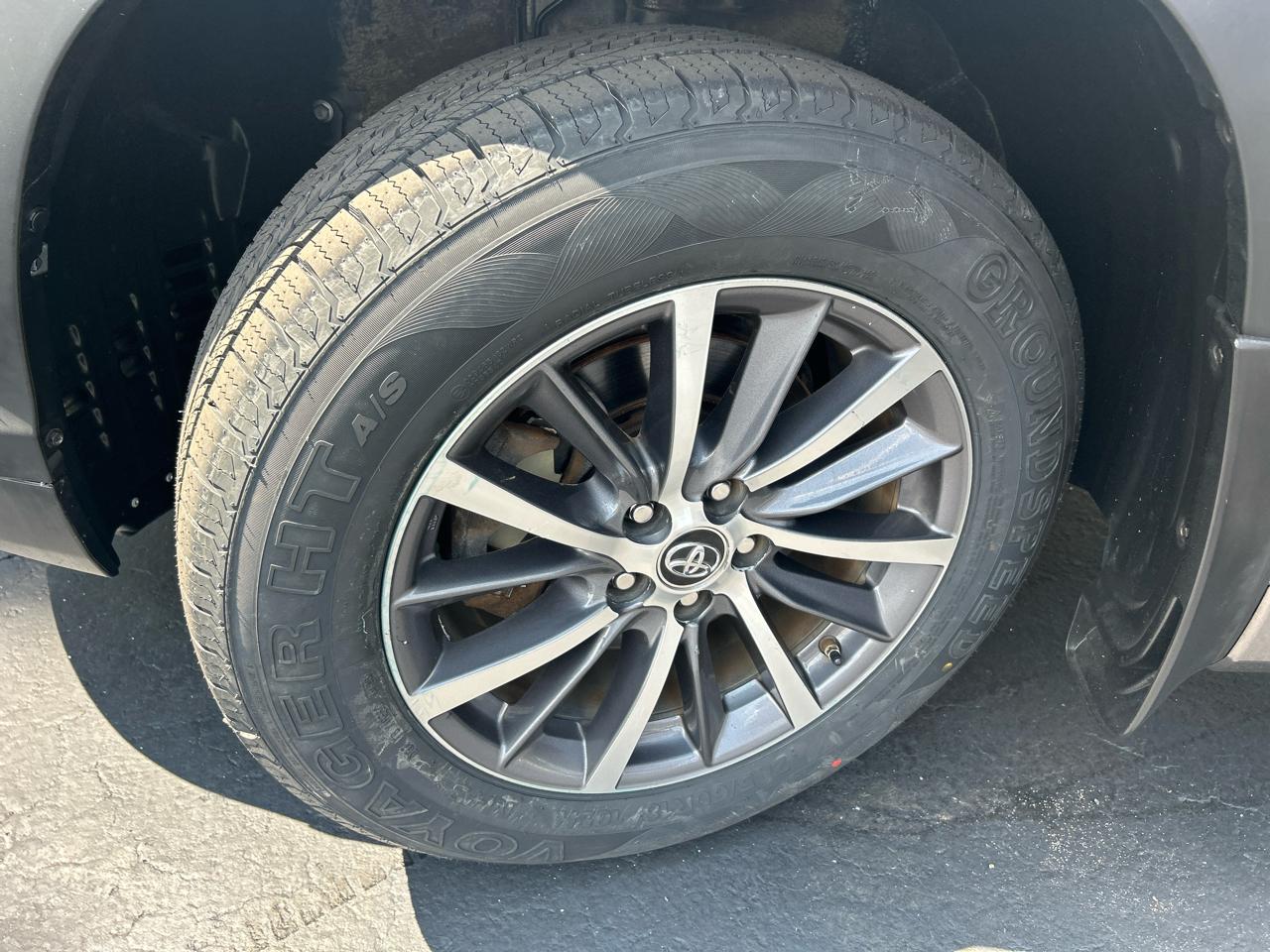 Toyota Highlander XLE AWD V6 2017
