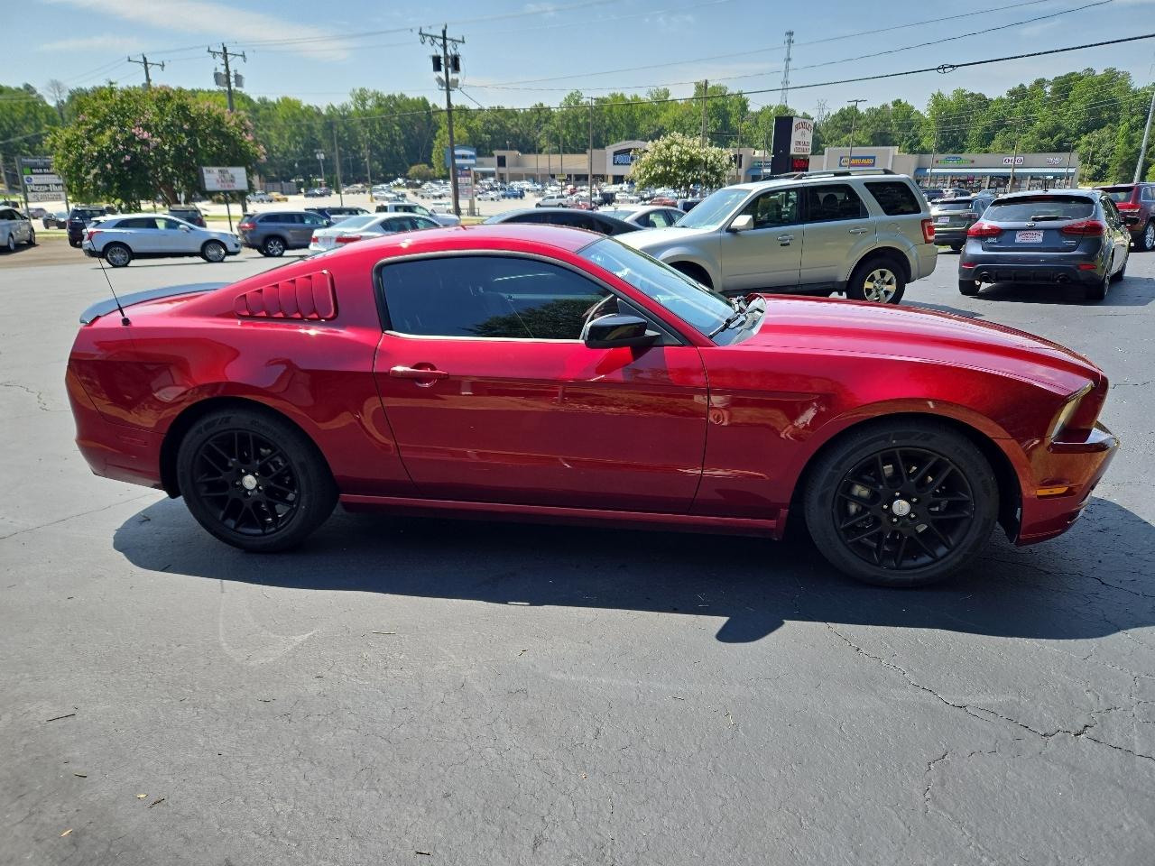 Ford Mustang V6 Coupe 2014
