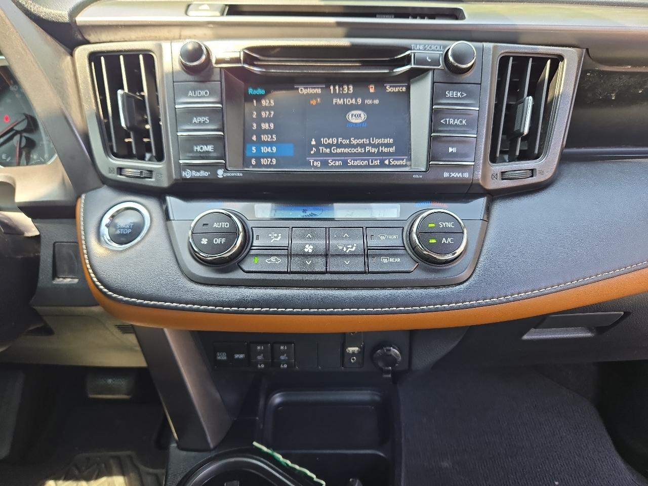 Toyota RAV4 SE FWD 2018