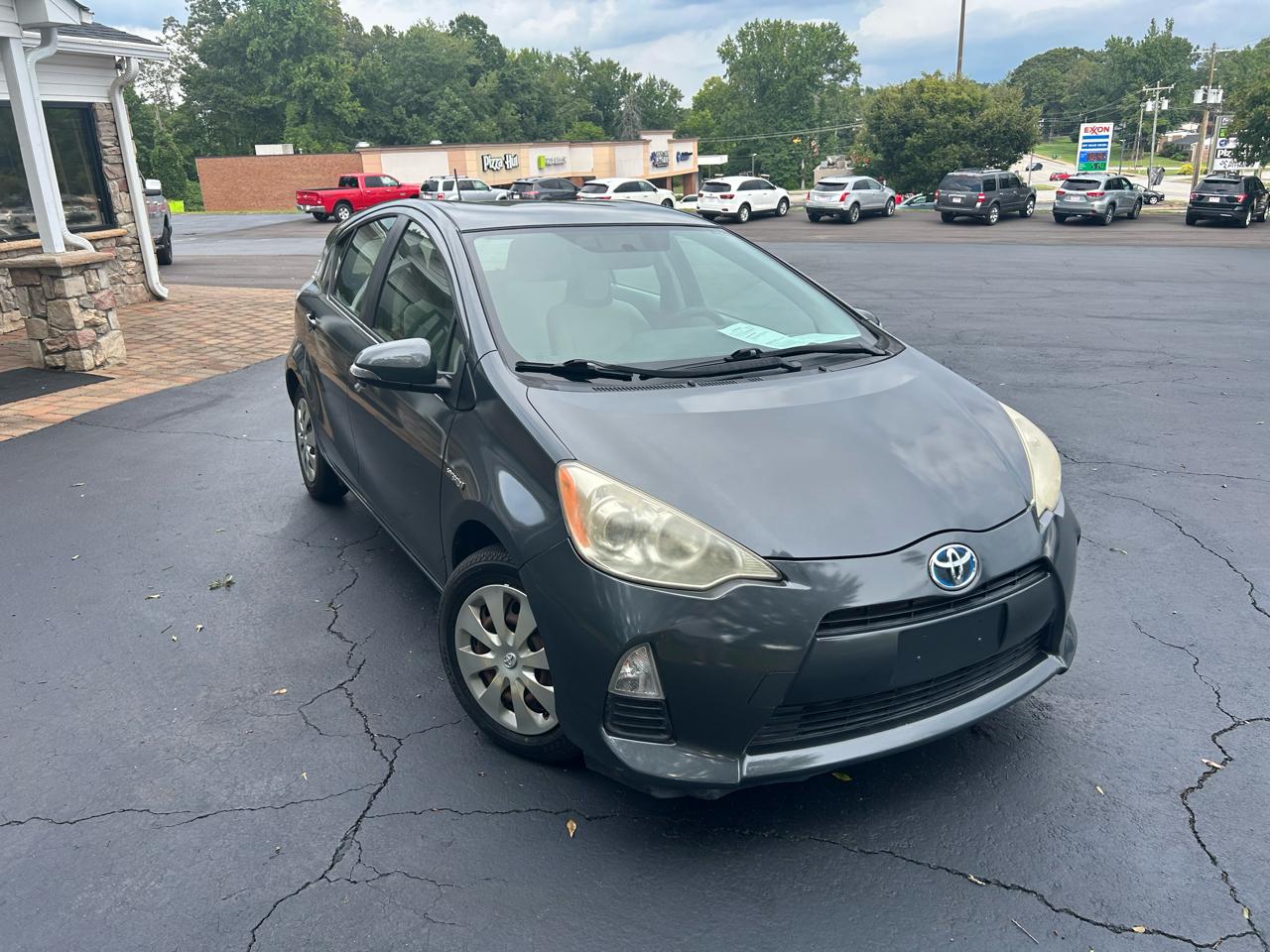 Toyota Prius c One 2013