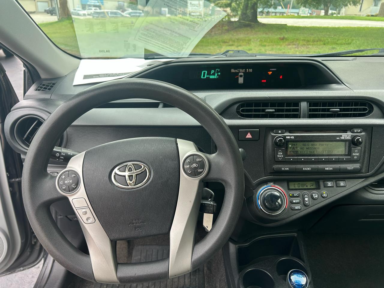 Toyota Prius c One 2013