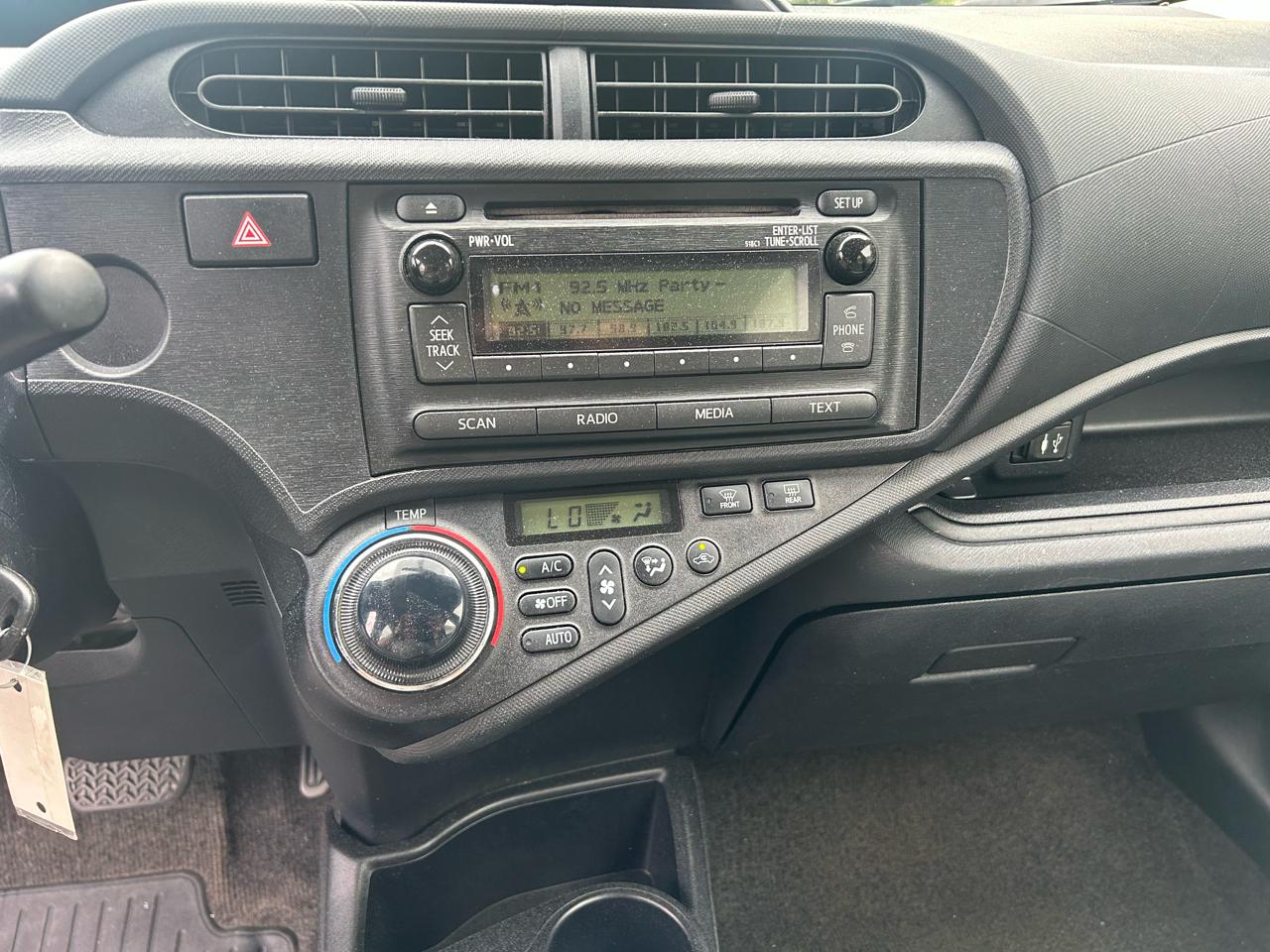 Toyota Prius c One 2013
