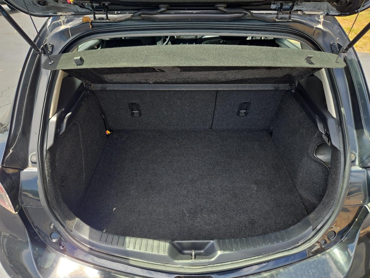 Mazda MAZDA3 I Touring 5-Door 2012