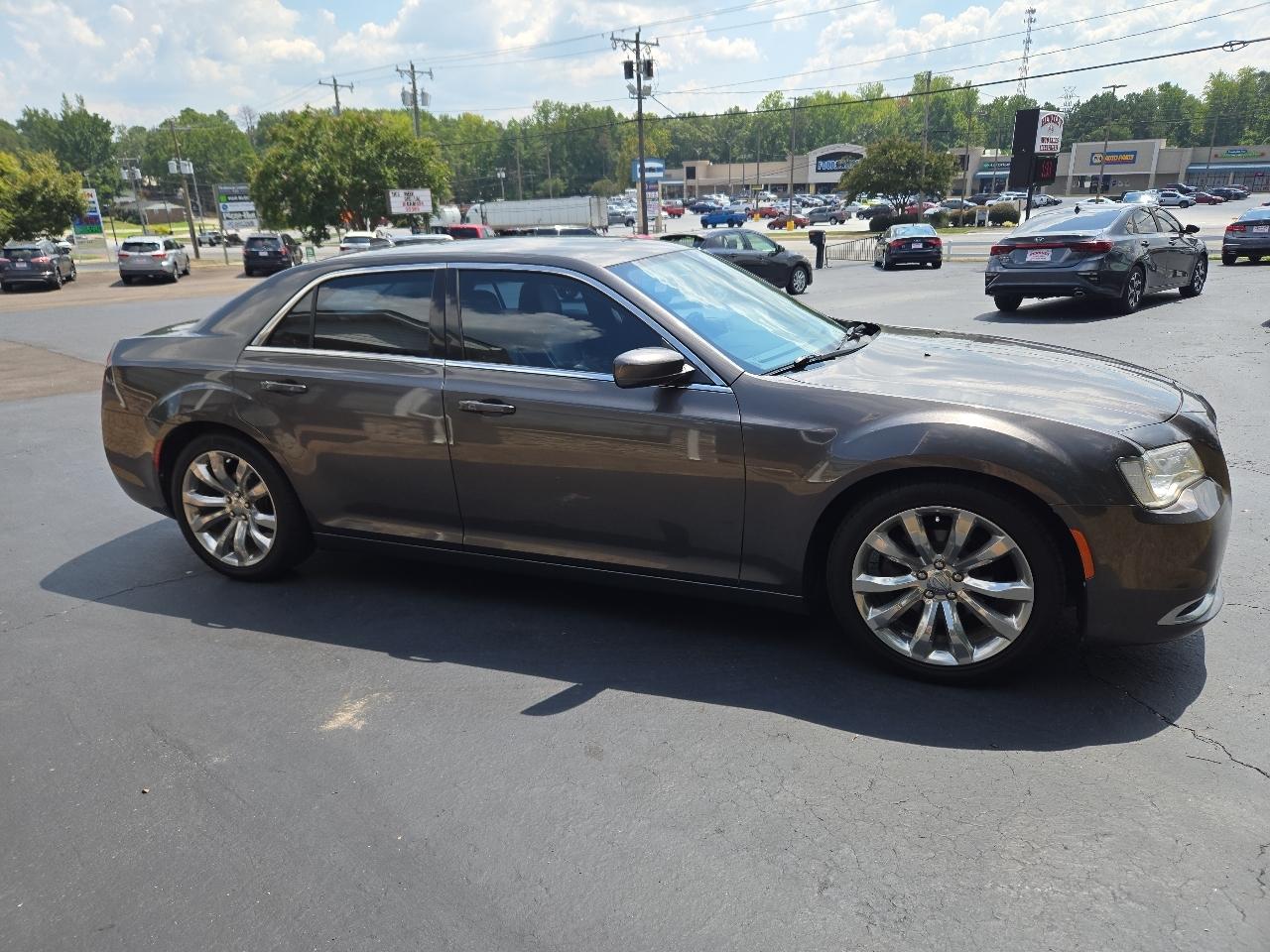 Chrysler 300 Touring 2019