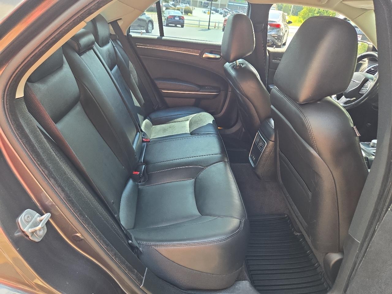 Chrysler 300 Touring 2019