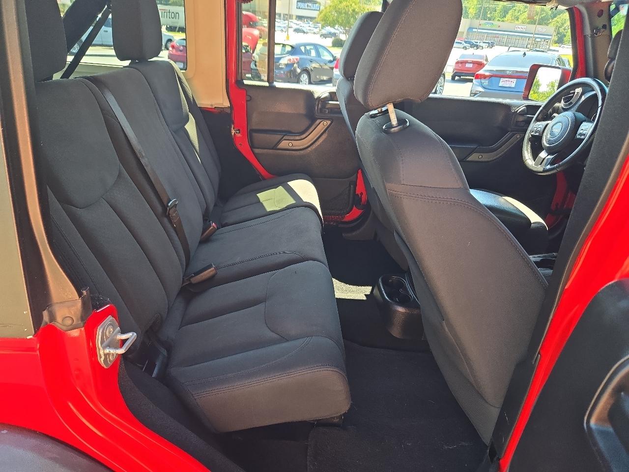 Jeep Wrangler Unlimited Sport 4WD 2016
