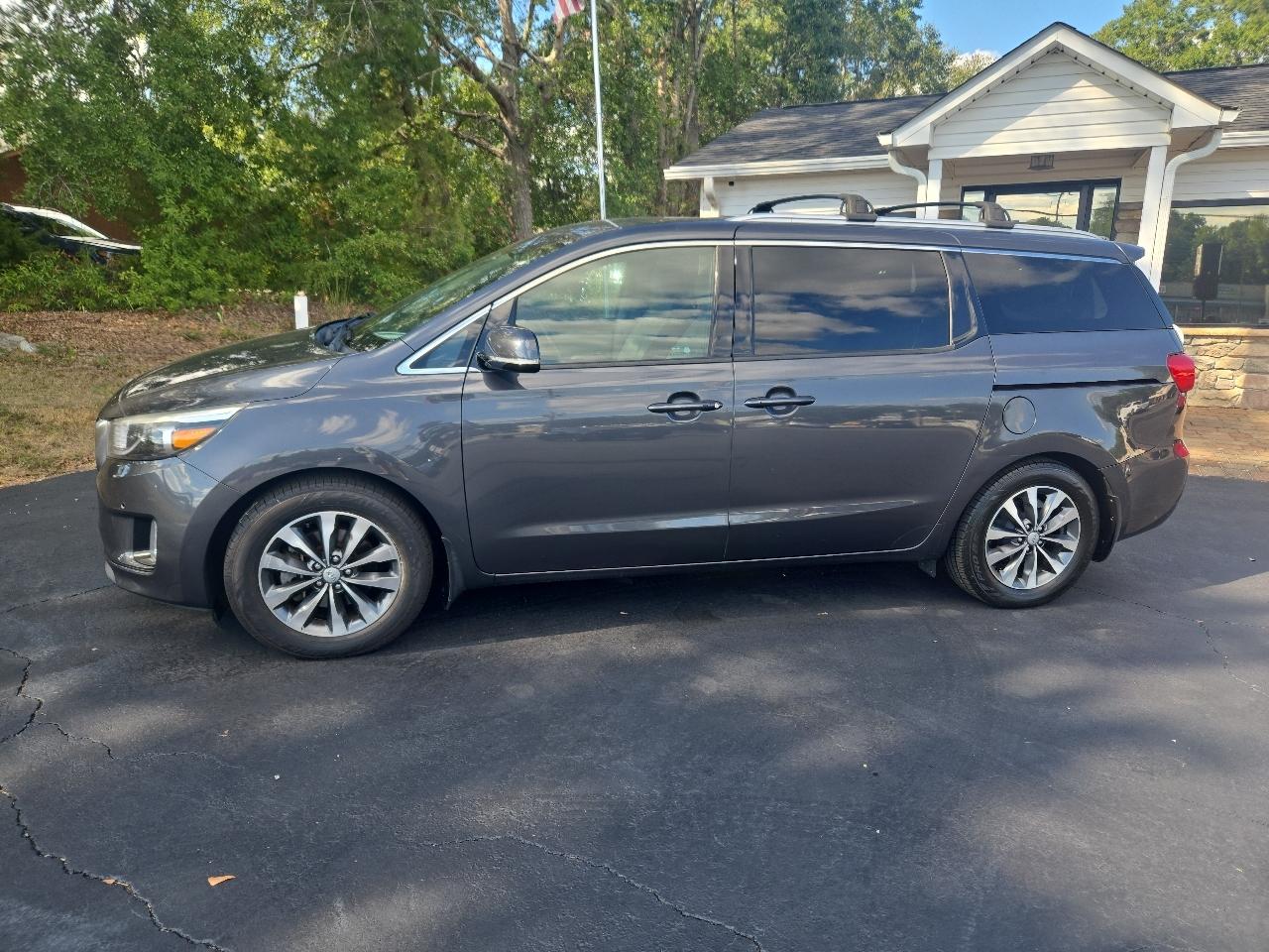 2017 Kia Sedona SX