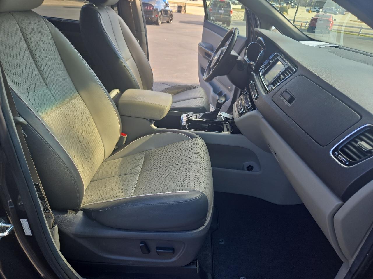Kia Sedona SX 2017