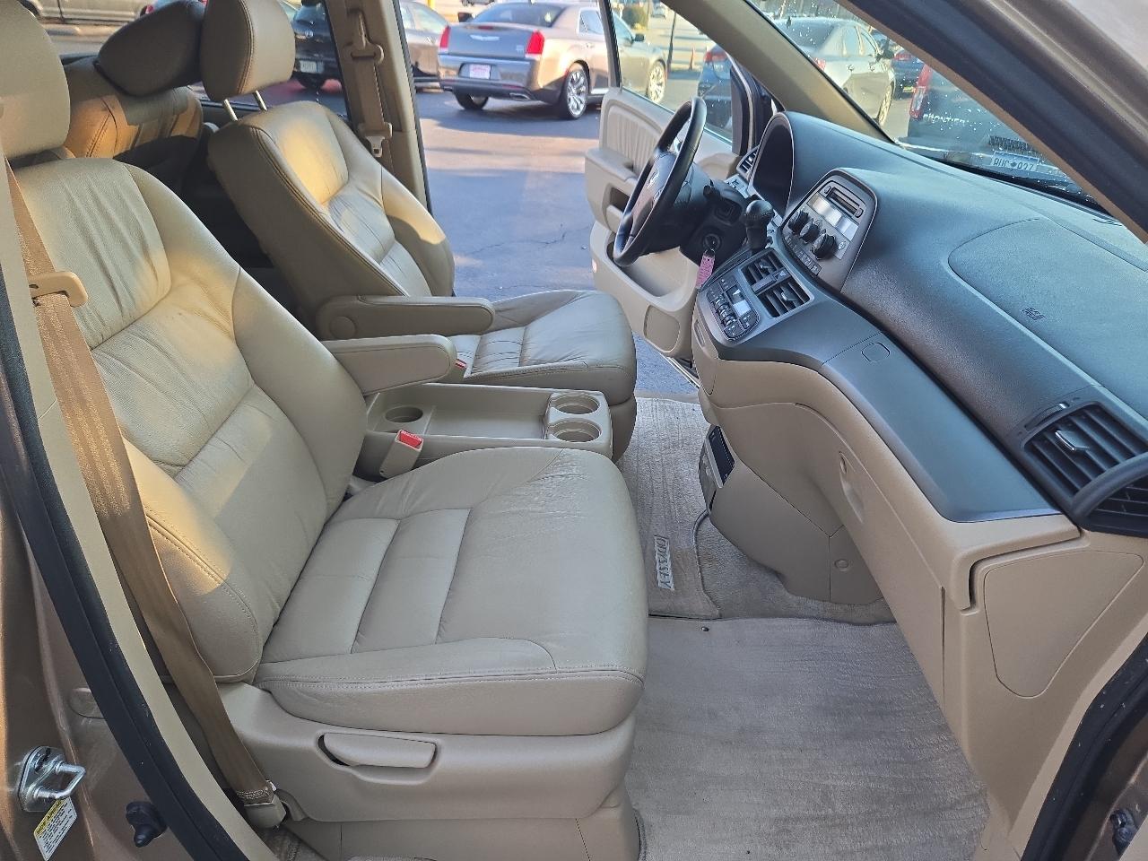 Honda Odyssey EX-L w/ DVD and Navigation 2007