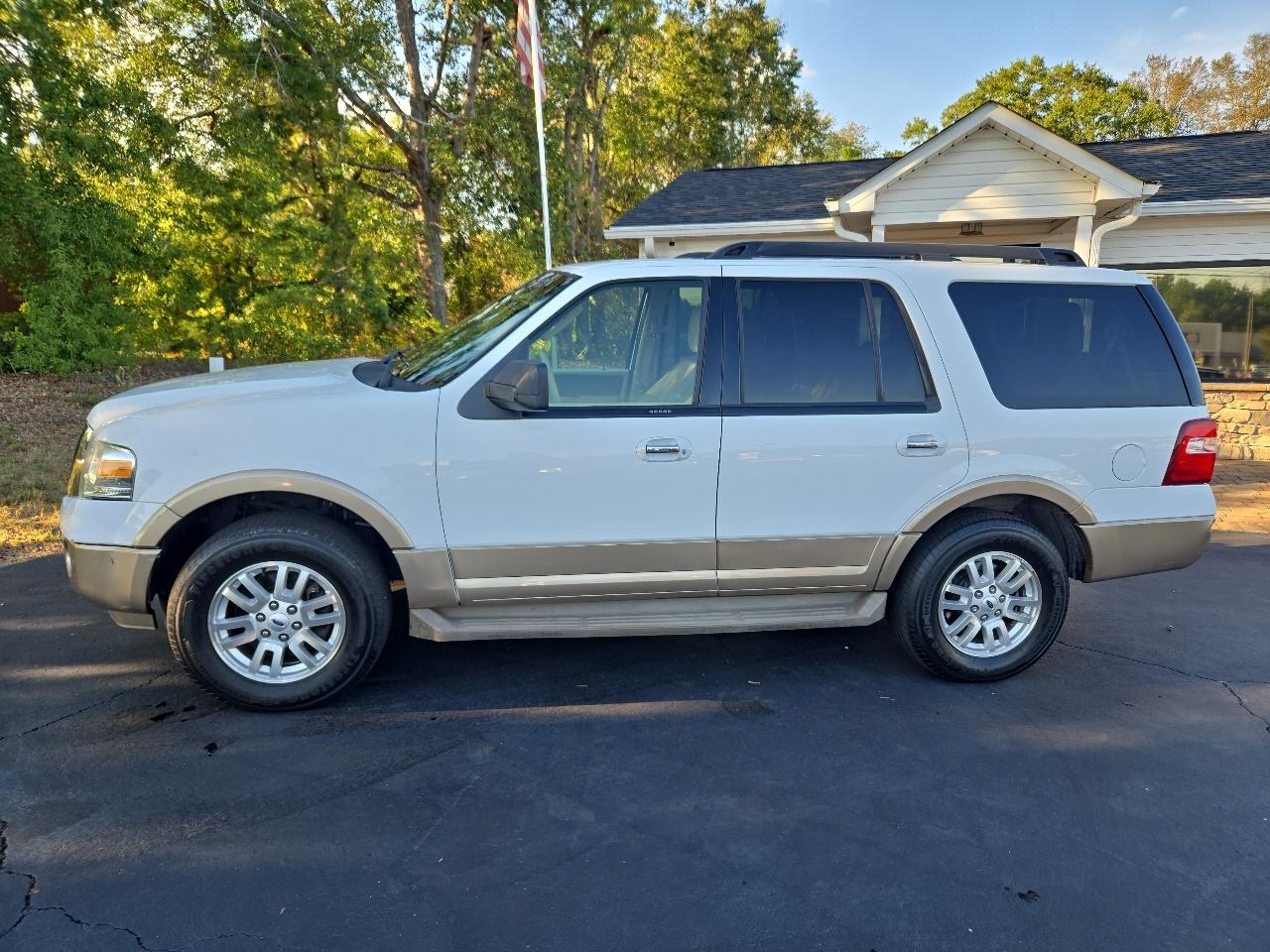 Ford Expedition XLT 2013
