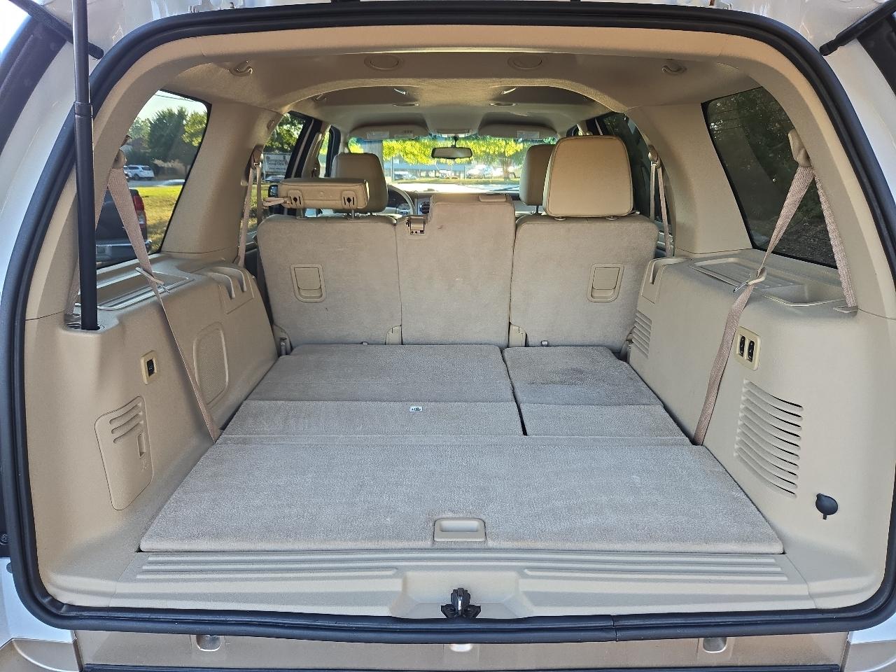 Ford Expedition XLT 2013