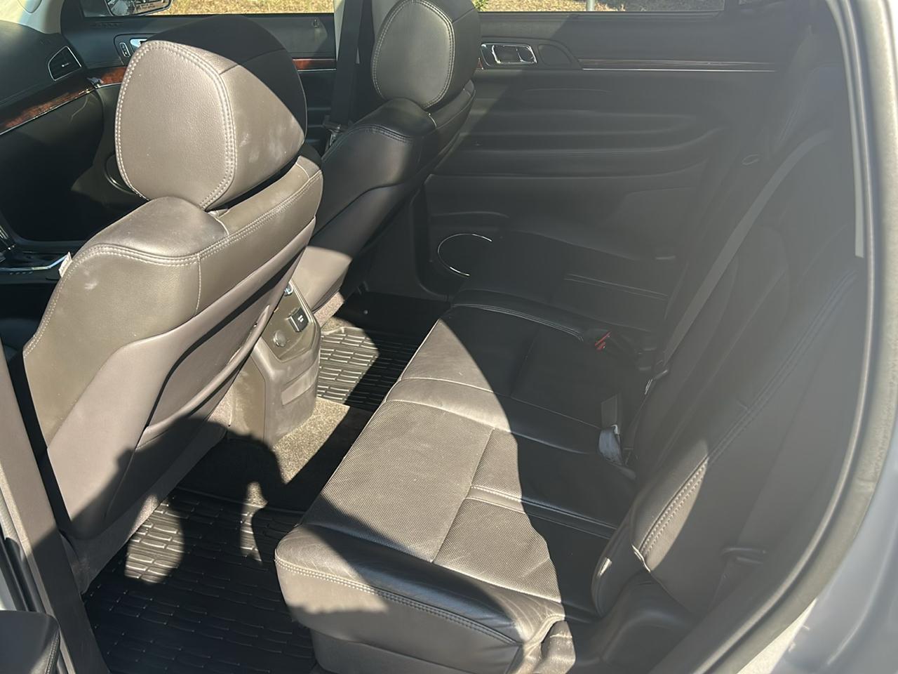 Lincoln MKT Reserve 2019
