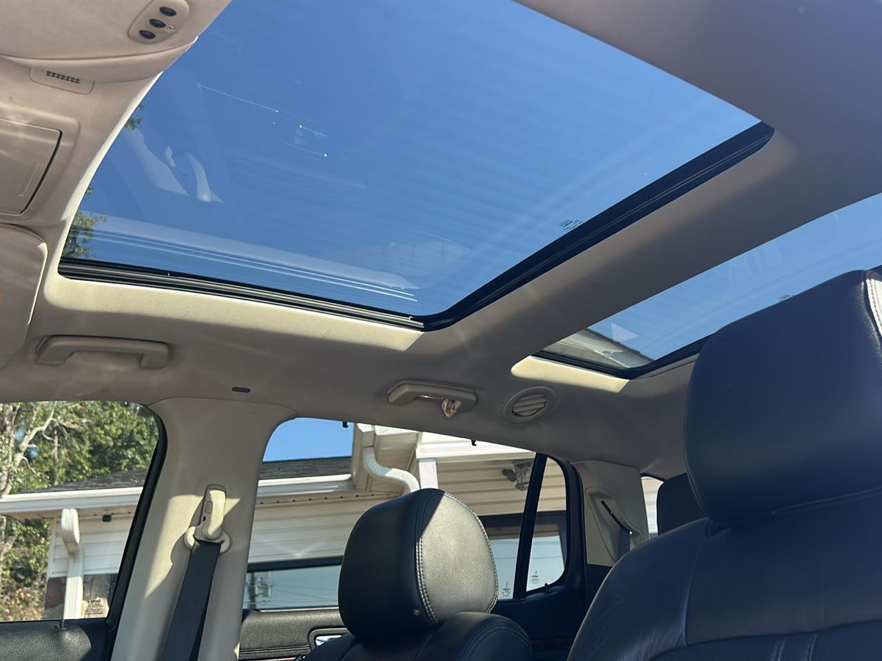 Lincoln MKT Reserve 2019