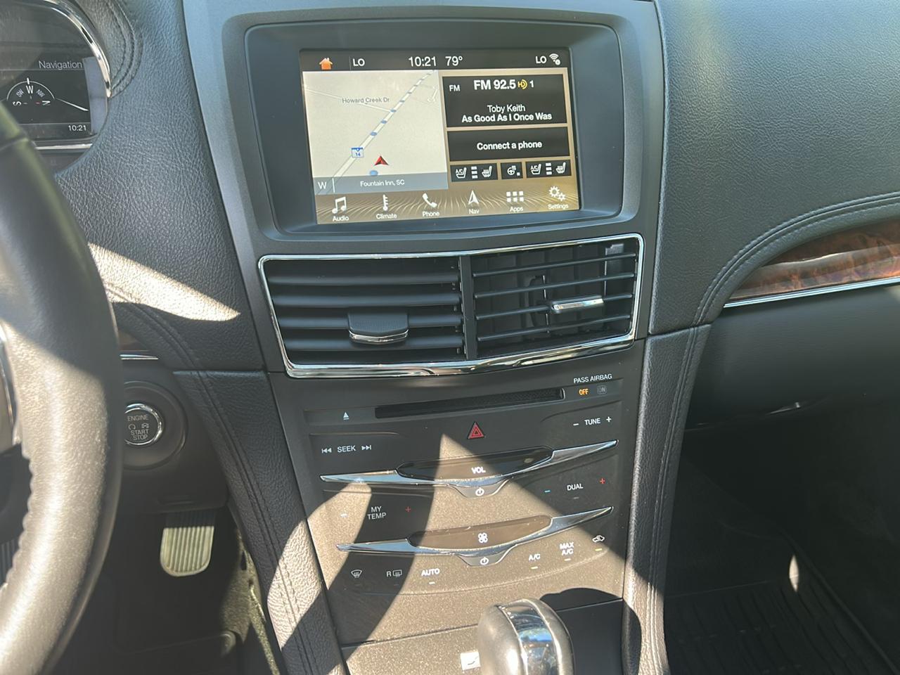 Lincoln MKT Reserve 2019