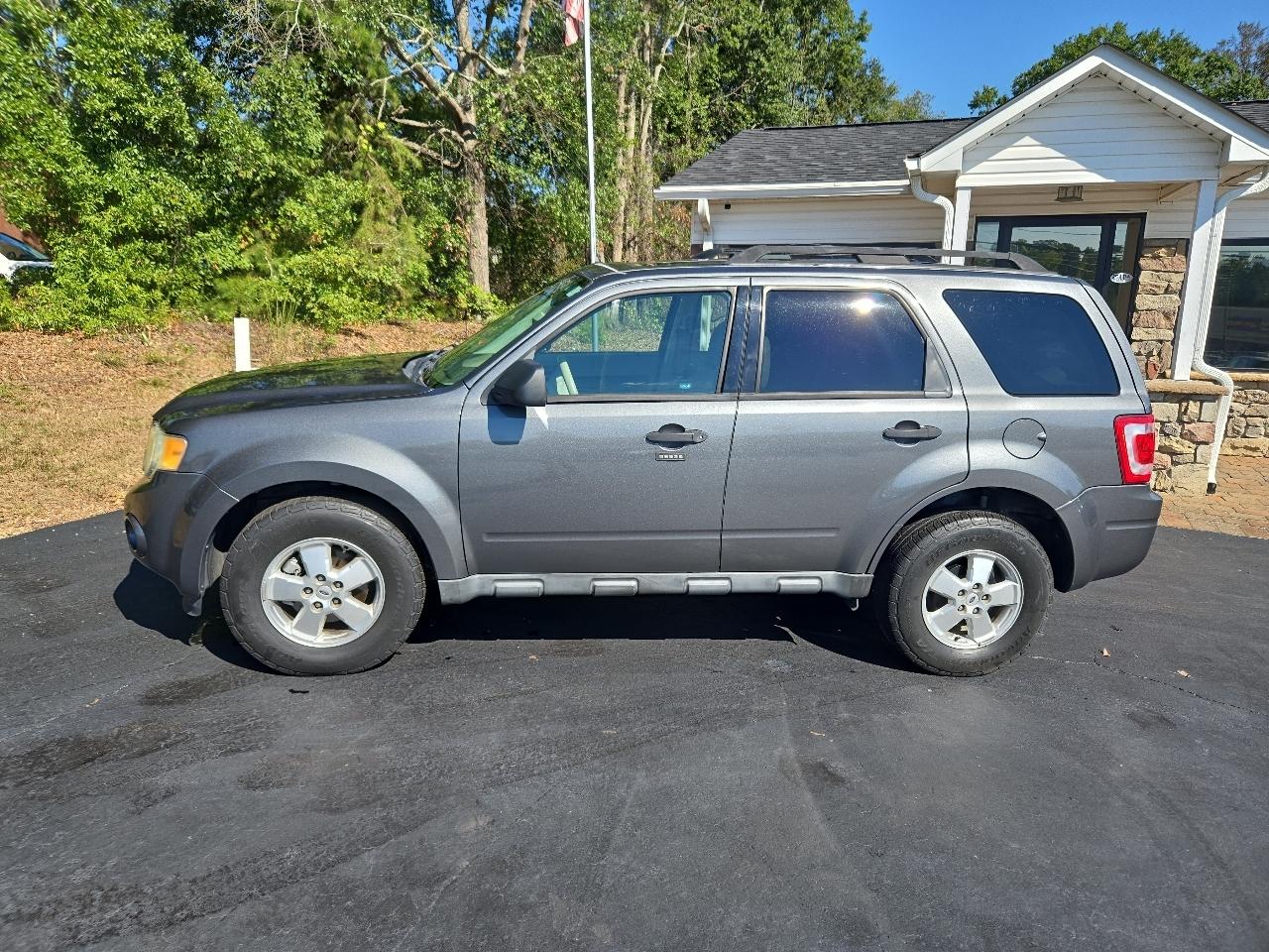 Ford Escape XLT FWD 2011