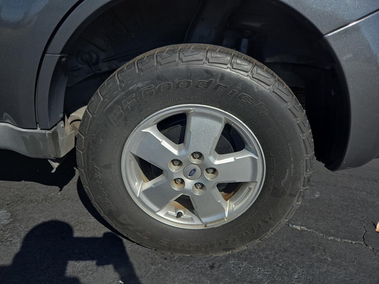 Ford Escape XLT FWD 2011
