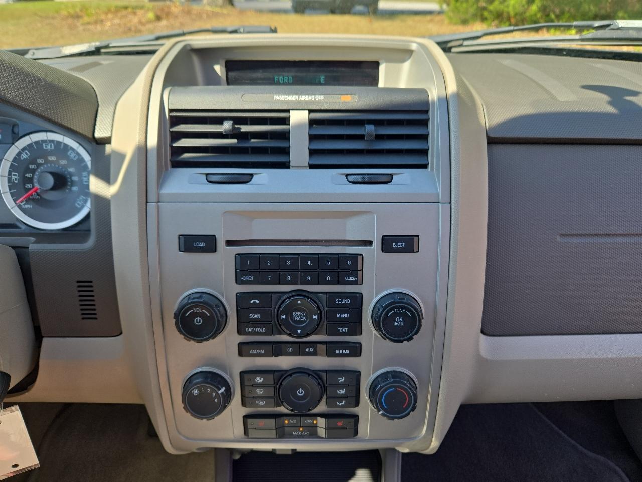 Ford Escape XLT FWD 2011