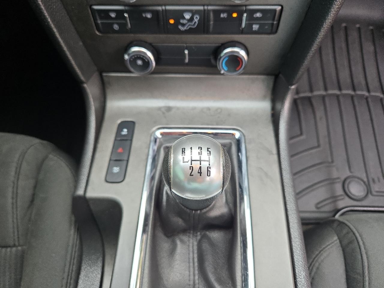 Ford Mustang V6 Coupe 2014