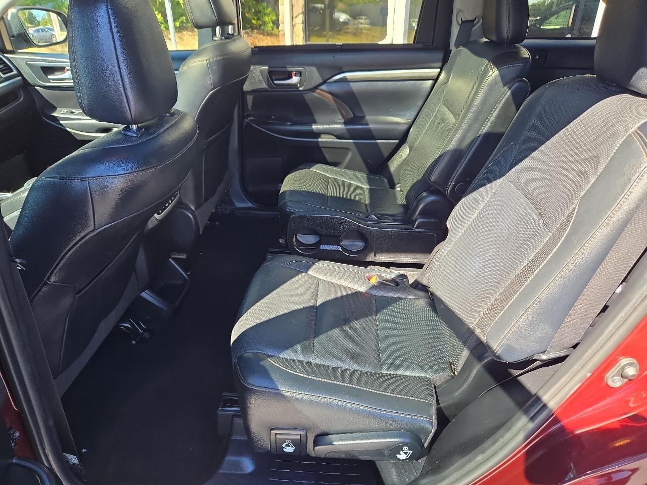 Toyota Highlander Limited AWD V6 2019