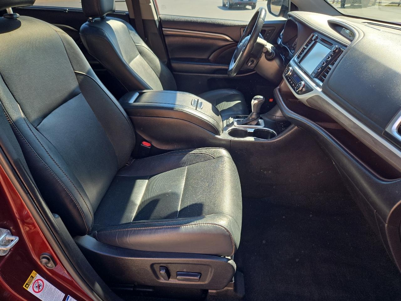 Toyota Highlander Limited AWD V6 2019