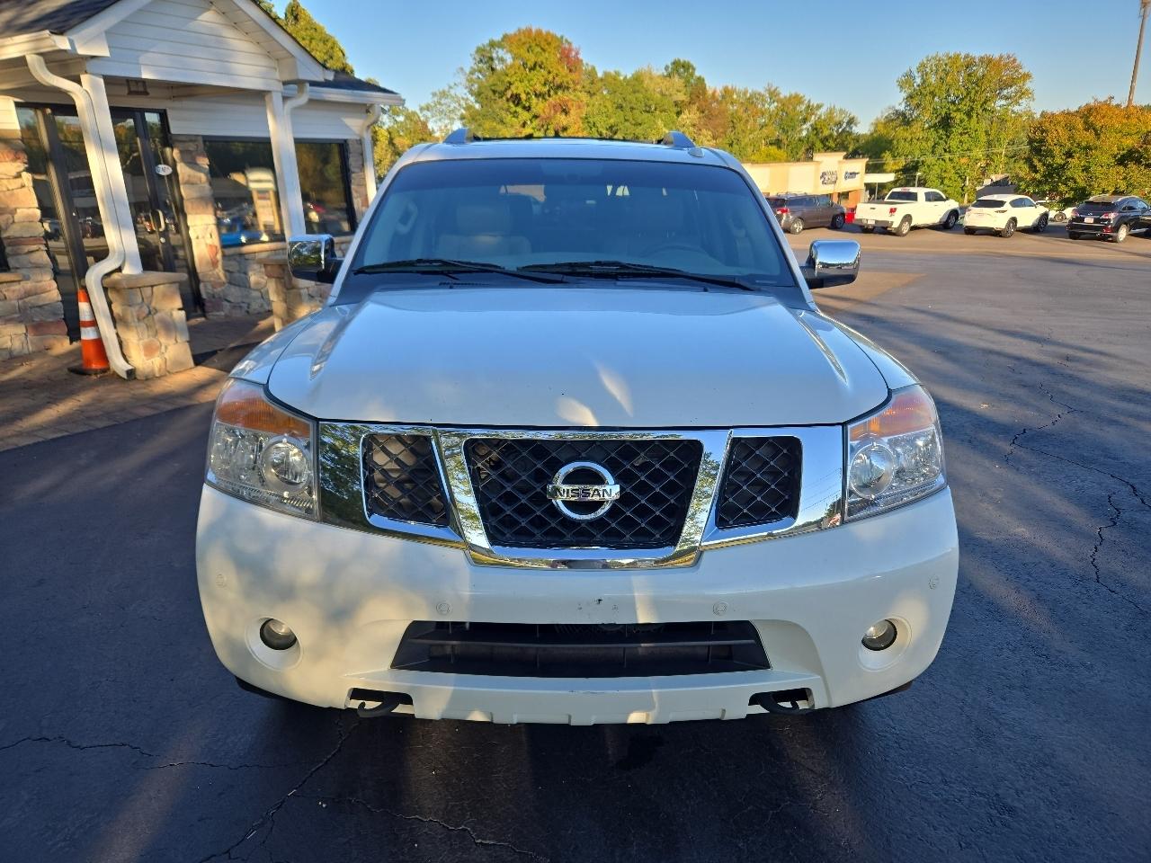 Nissan Armada Platinum 4WD 2015