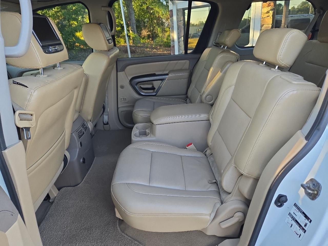 Nissan Armada Platinum 4WD 2015