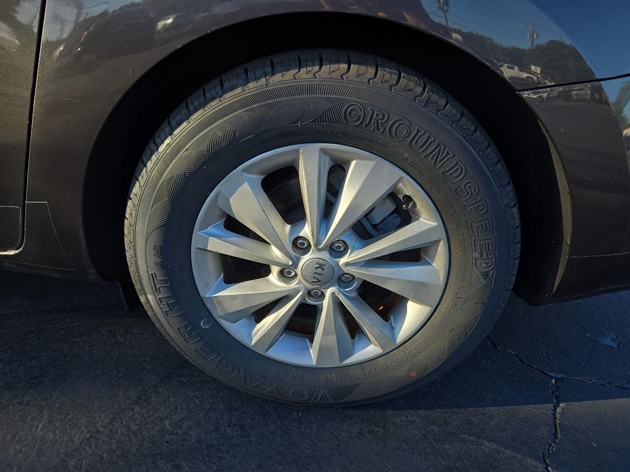 Kia Sedona LX 2017