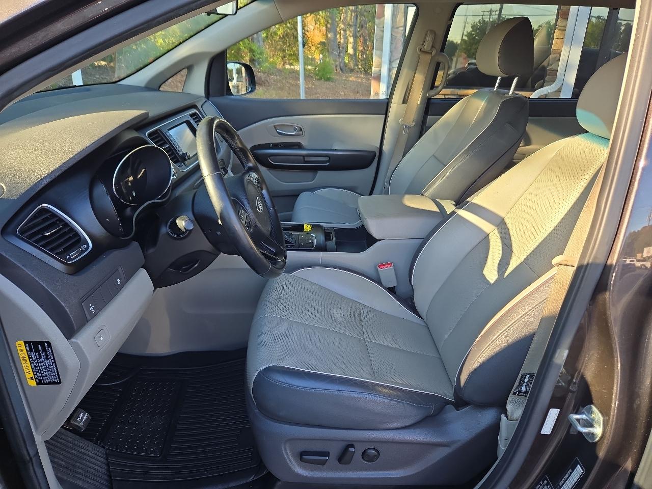 Kia Sedona LX 2017