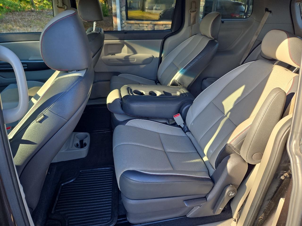 Kia Sedona LX 2017