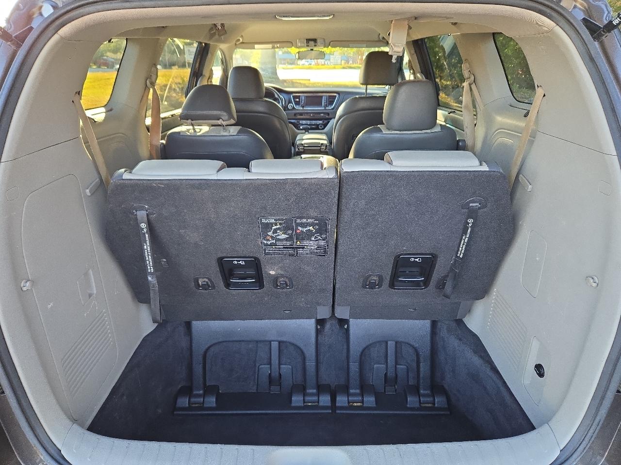 Kia Sedona LX 2017