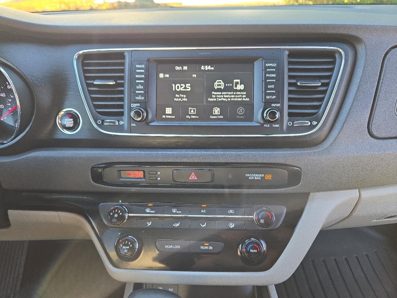Kia Sedona LX 2017