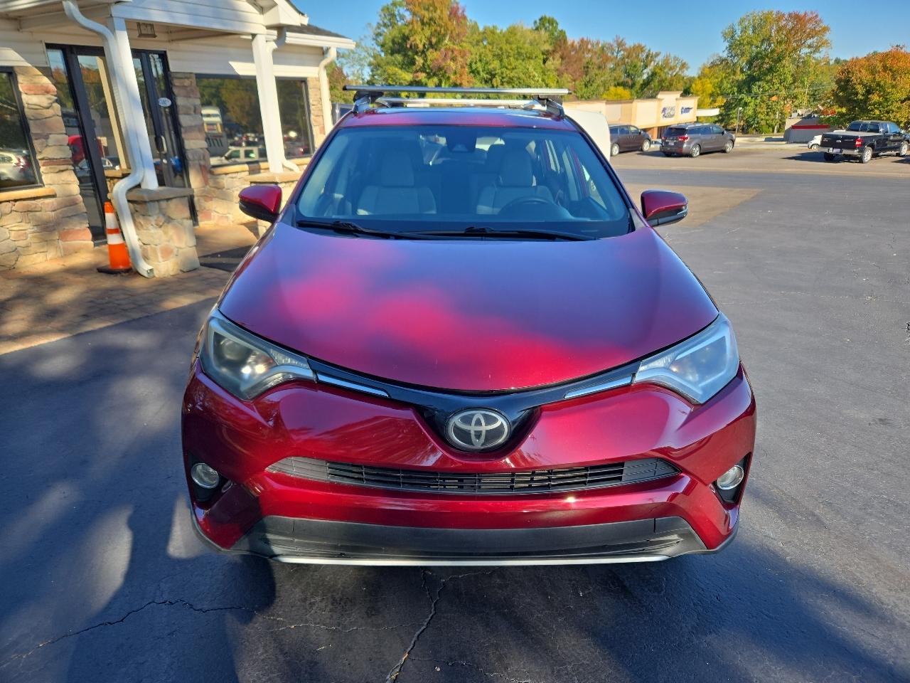 Toyota RAV4 XLE AWD 2018