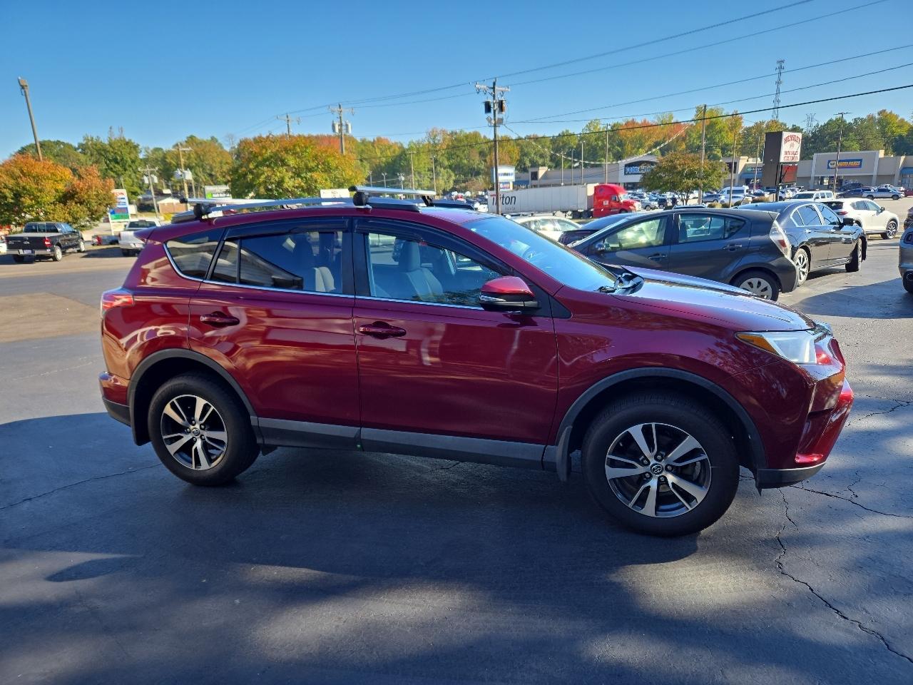 Toyota RAV4 XLE AWD 2018