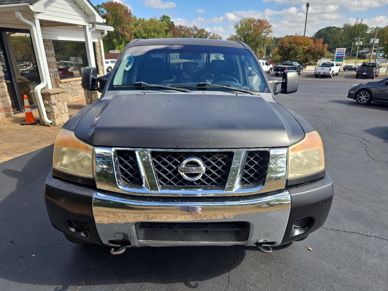 Nissan Titan SE Crew Cab 4WD 2009