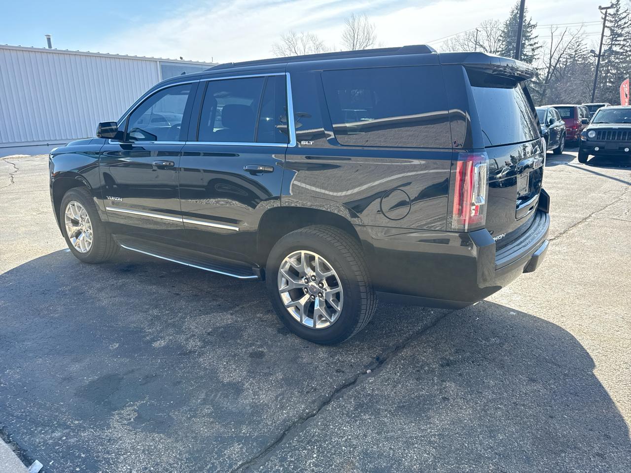 GMC Yukon SLT 4WD 2017