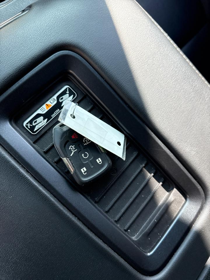 GMC Yukon SLT 4WD 2017