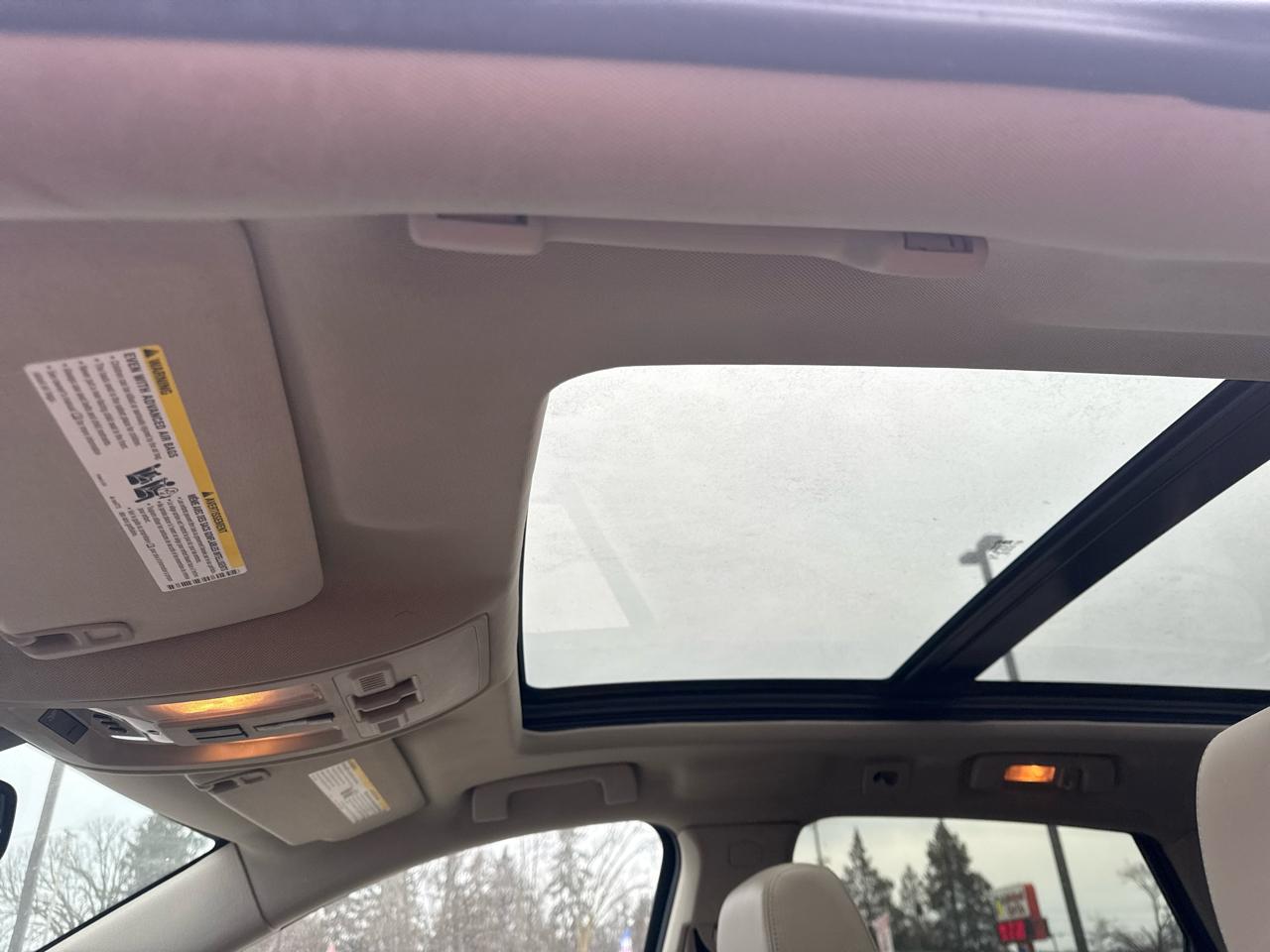 Cadillac SRX AWD 4dr Luxury Collection 2012