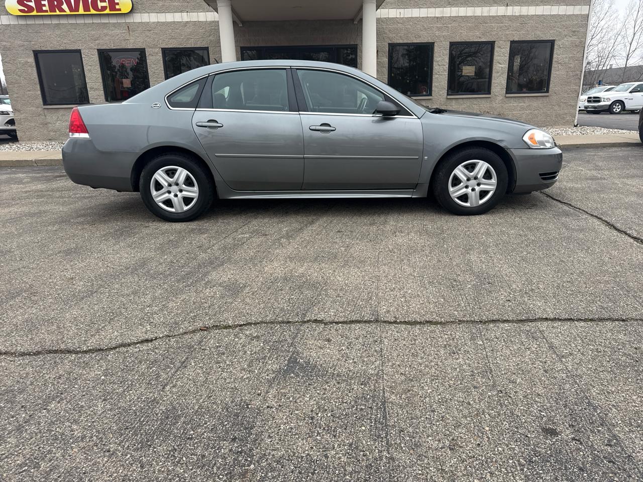 2009 Chevrolet Impala 4dr Sdn LS