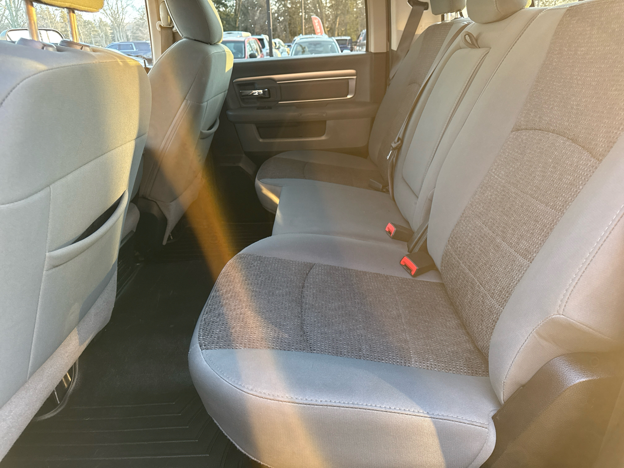 RAM 2500 Big Horn 4x4 Crew Cab 6'4" Box 2018