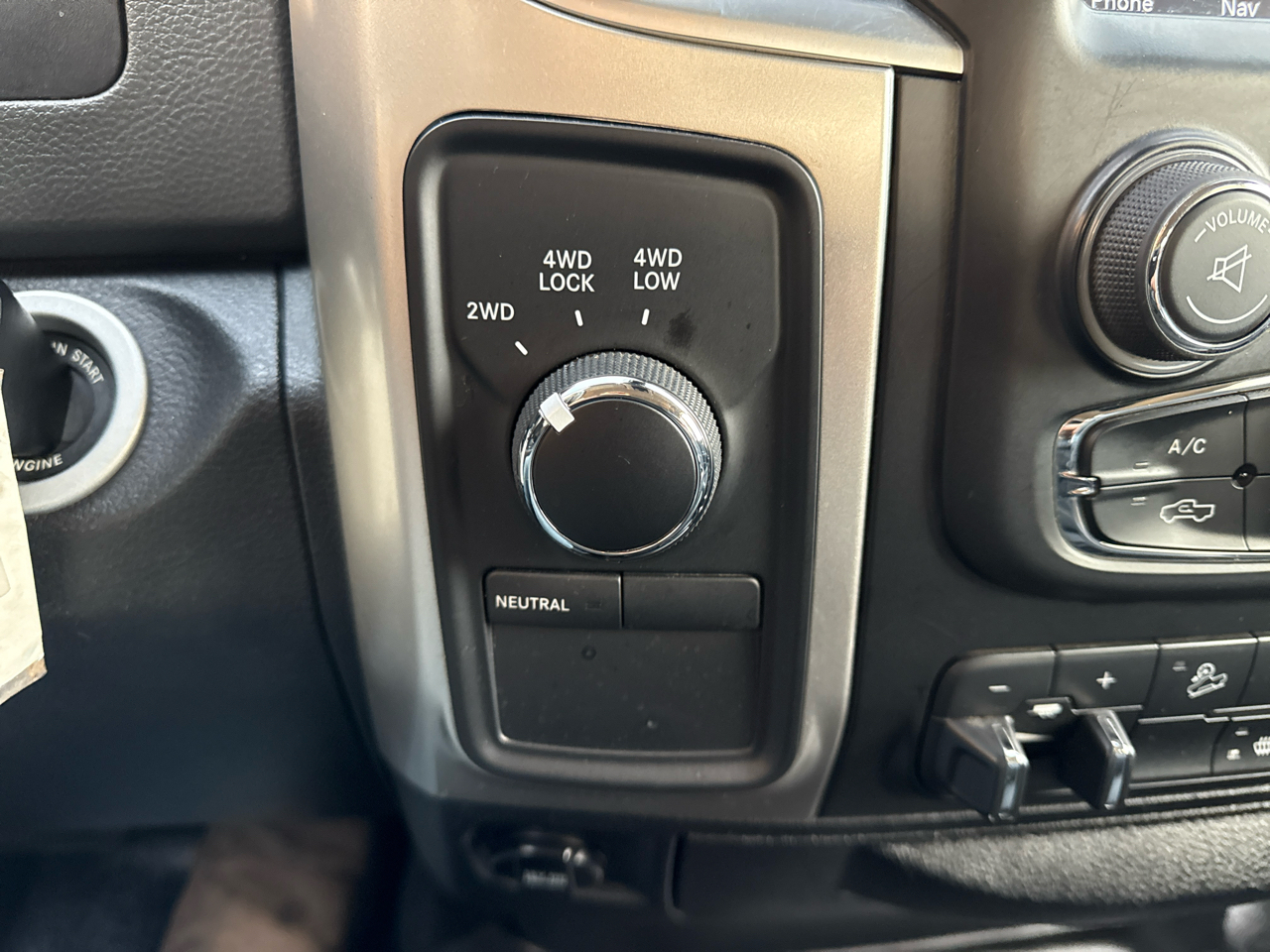 RAM 2500 Big Horn 4x4 Crew Cab 6'4" Box 2018