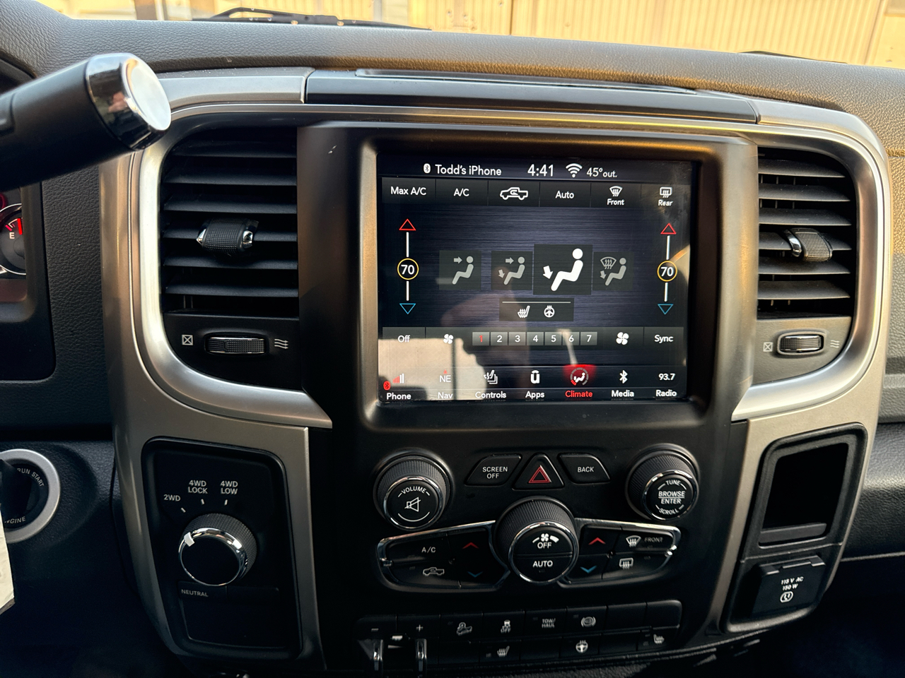 RAM 2500 Big Horn 4x4 Crew Cab 6'4" Box 2018