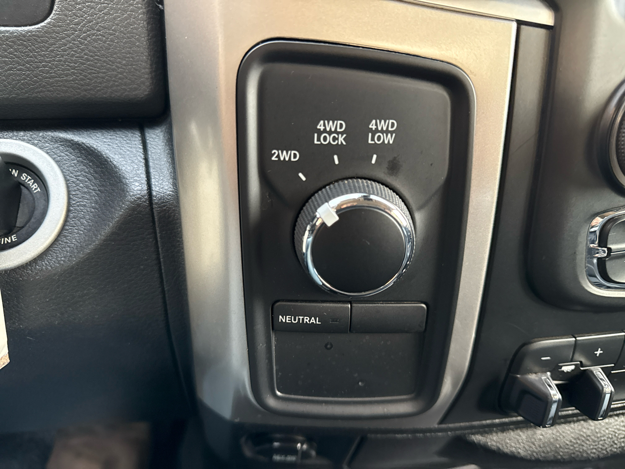 RAM 2500 Big Horn 4x4 Crew Cab 6'4" Box 2018