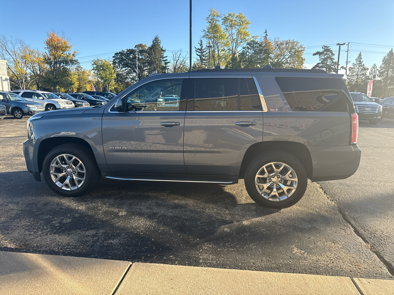 GMC Yukon 4WD 4dr SLT 2015 GMC Yukon 4WD 4dr SLT 2015