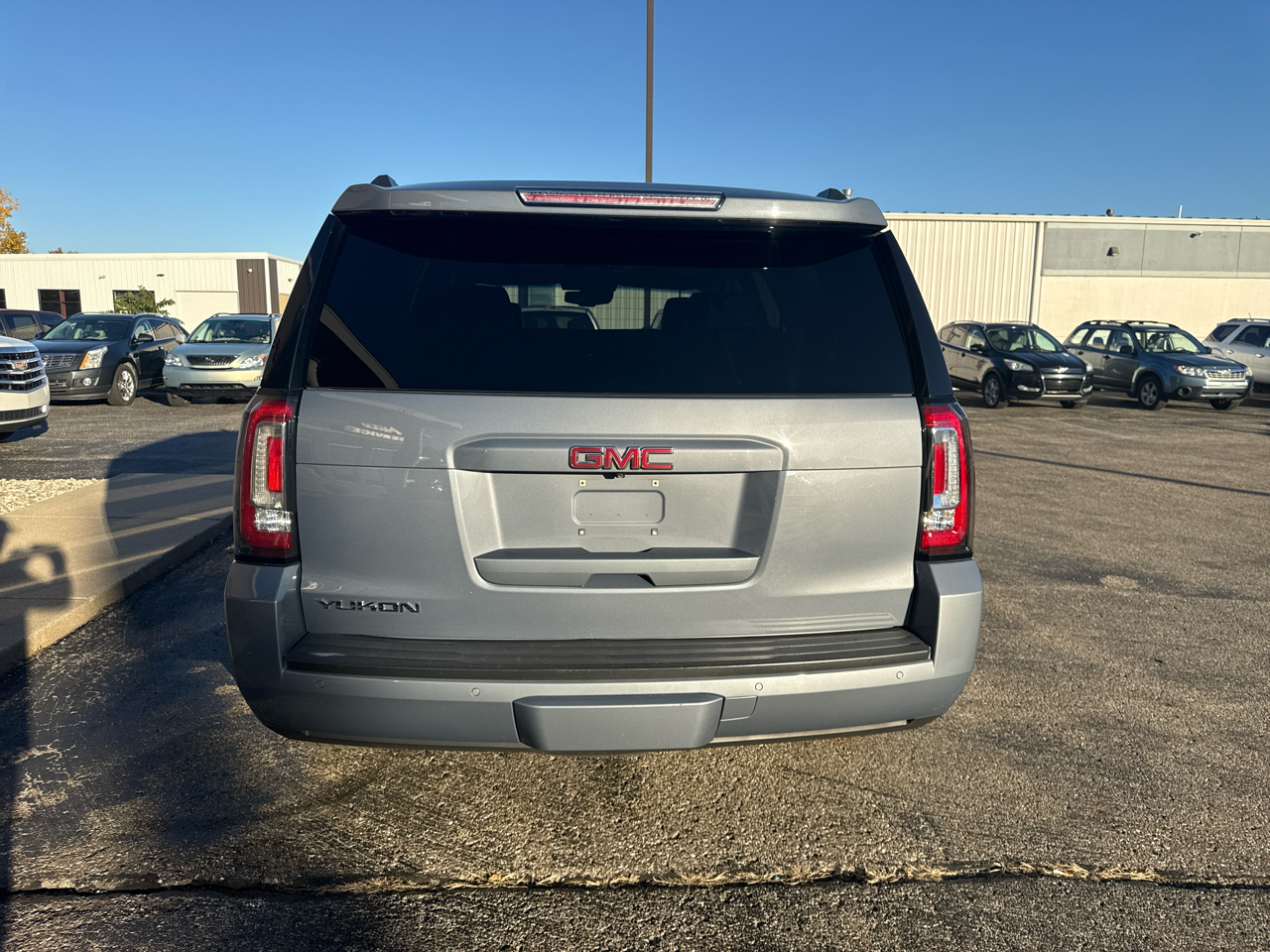 GMC Yukon 4WD 4dr SLT 2015 GMC Yukon 4WD 4dr SLT 2015