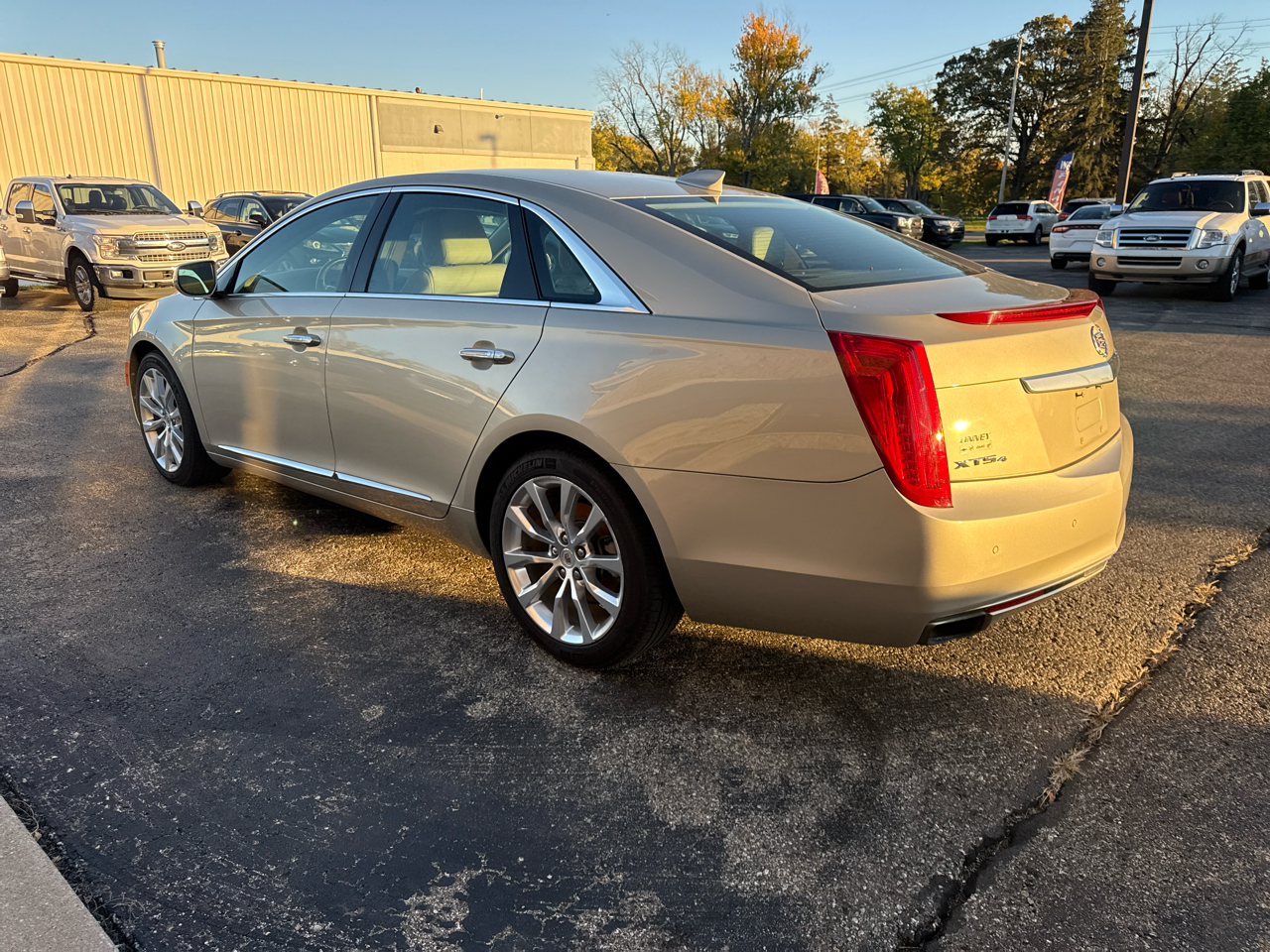 Cadillac XTS 4dr Sdn Luxury AWD 2015 Cadillac XTS 4dr Sdn Luxury AWD 2015